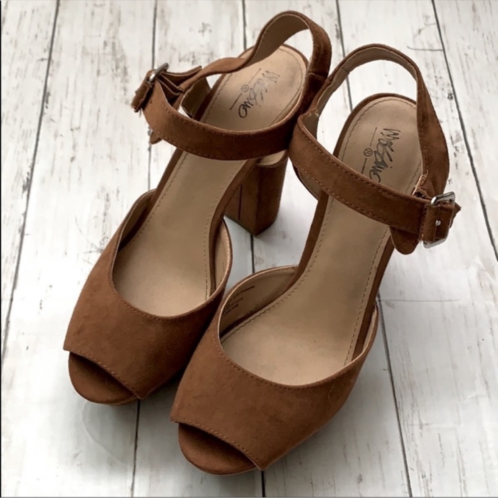 Platform Retro Look Peep Open Toe Block High Heels - image 4